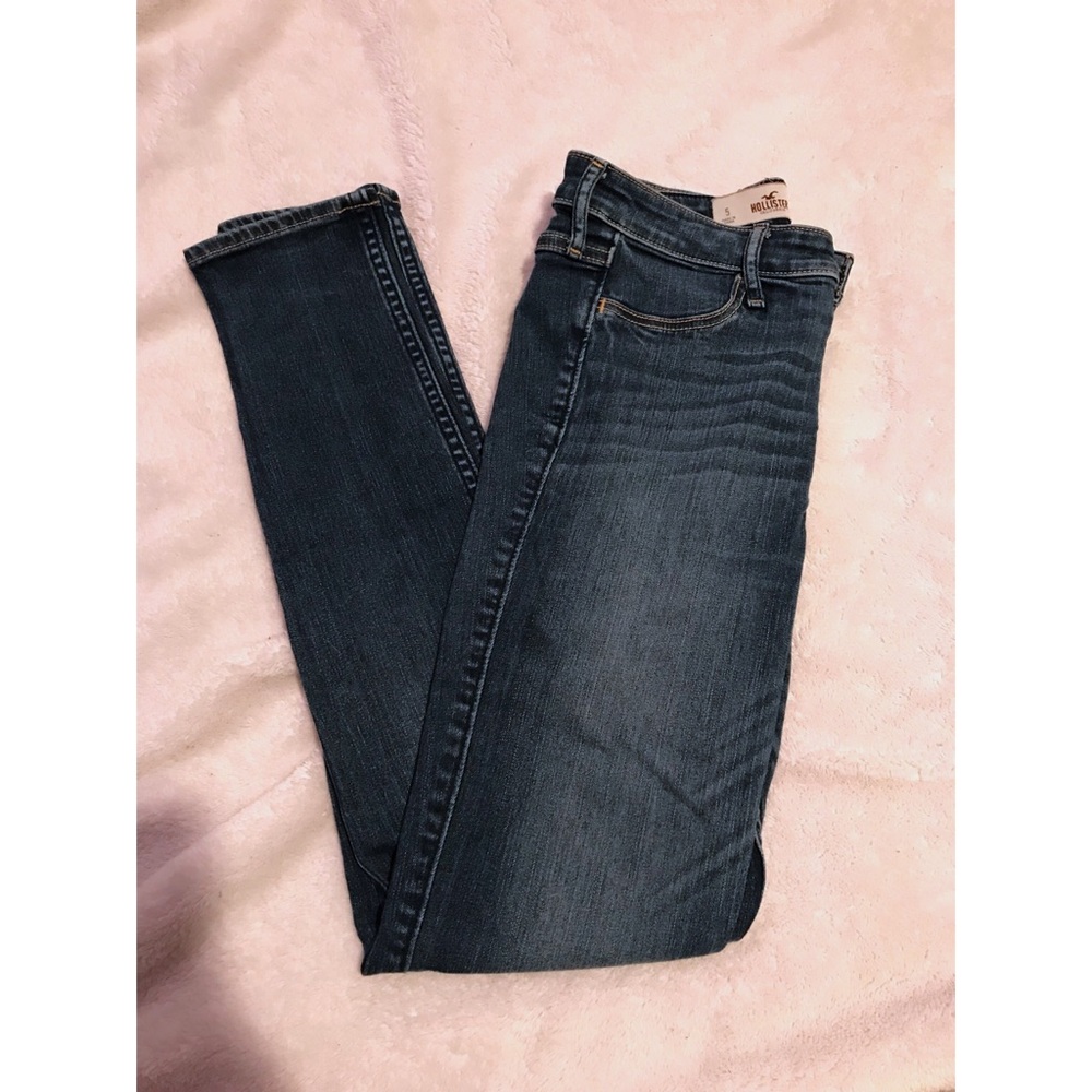 SALE!! 🎀❤️ Like new Hollister Skinny Jeans